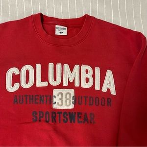 ✨Red VINTAGE COLUMBIA crew neck !✨